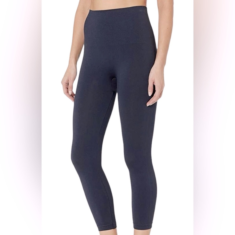 Spanx “Look At Me Now” Seamless Cropped Leggings - Navy Blue Size L
